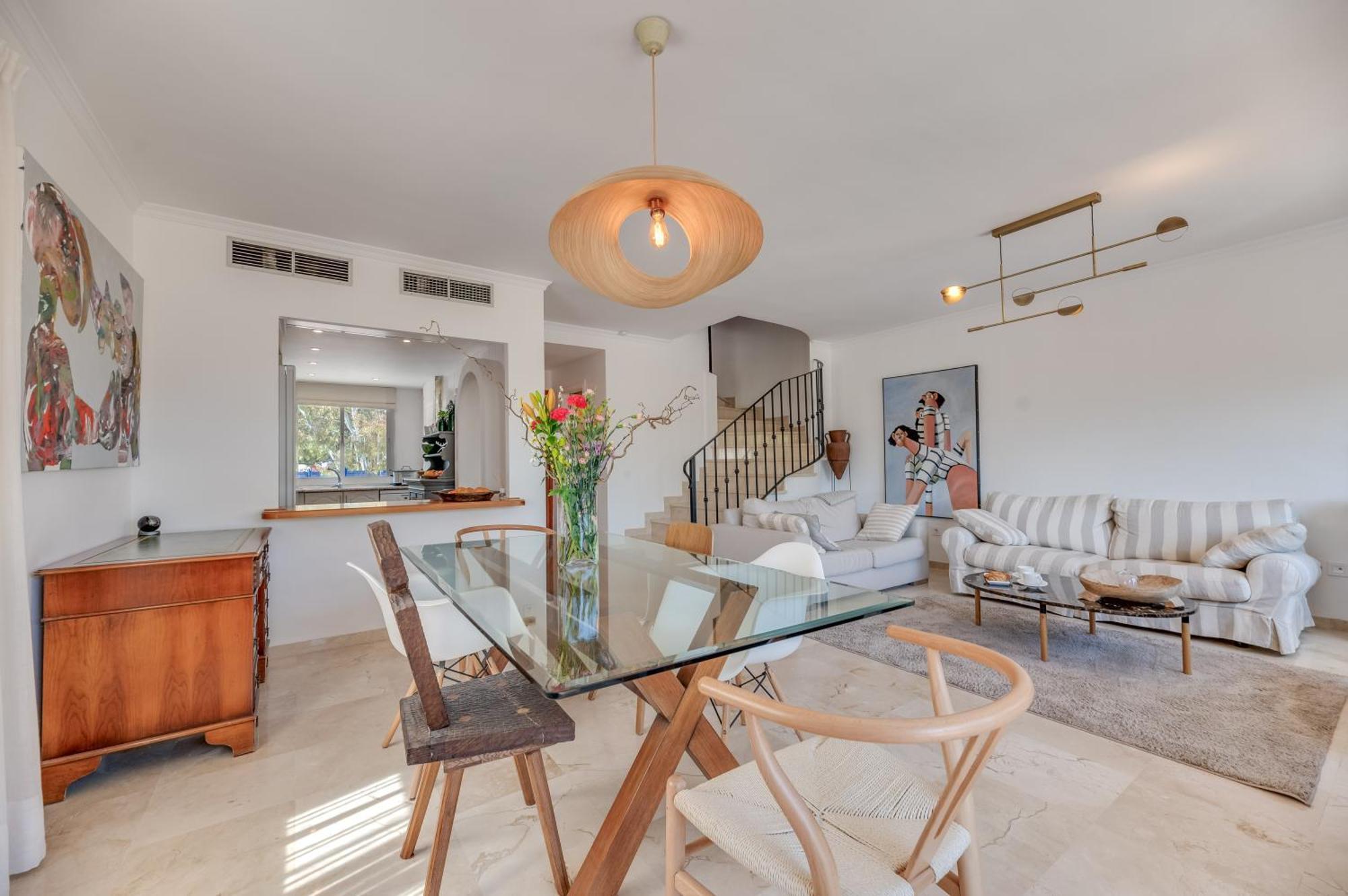 Cozy 3 Bdrm Sunny Townhouse W Bbq And Pool Marbella
