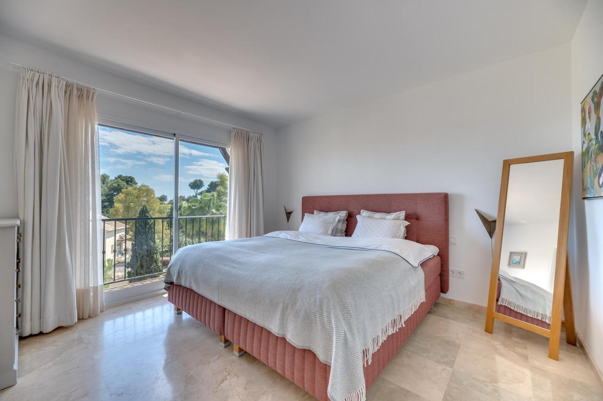 Cozy 3 Bdrm Sunny Townhouse W Bbq And Pool *