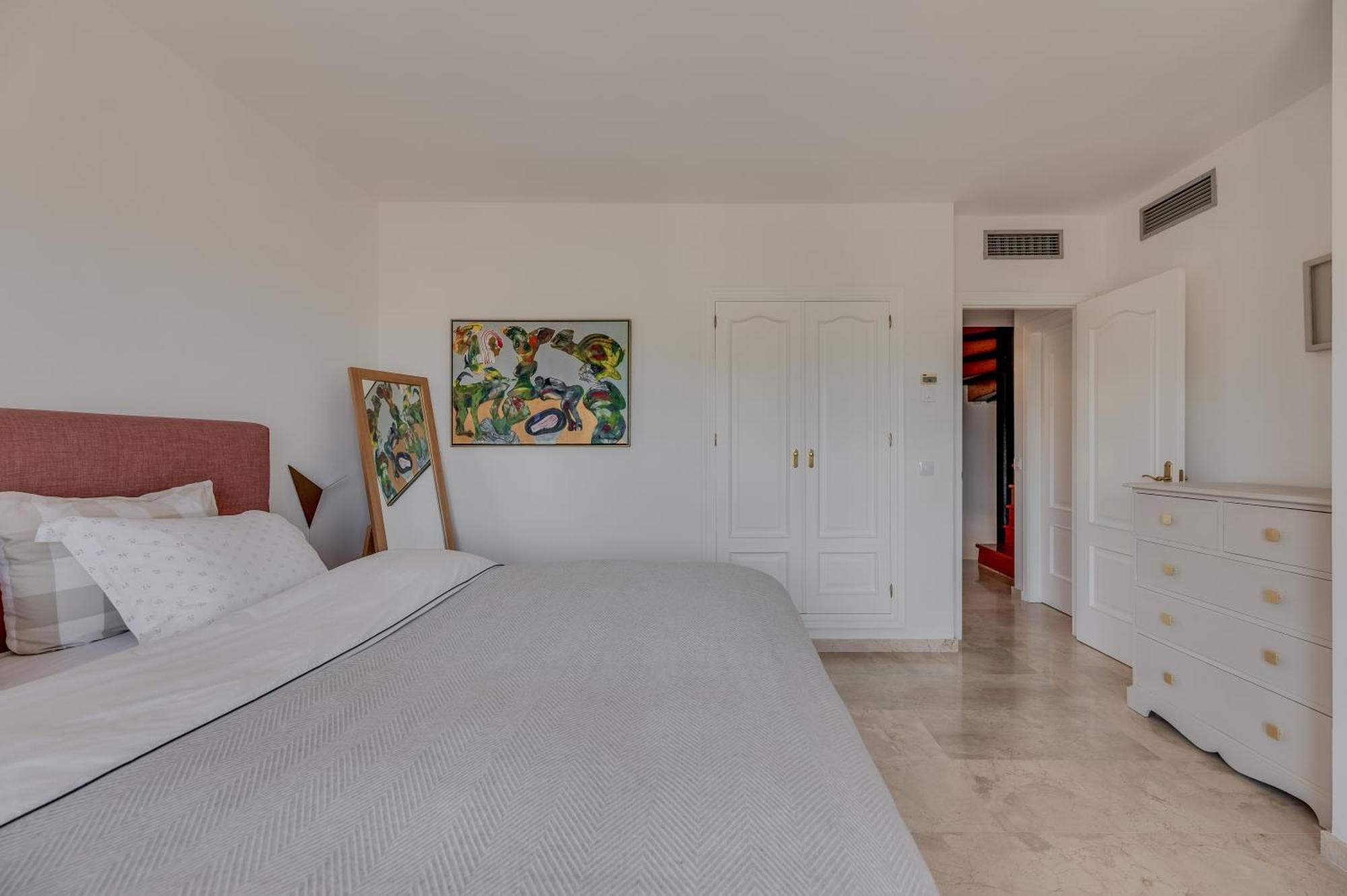 Cozy 3 Bdrm Sunny Townhouse W Bbq And Pool Marbella