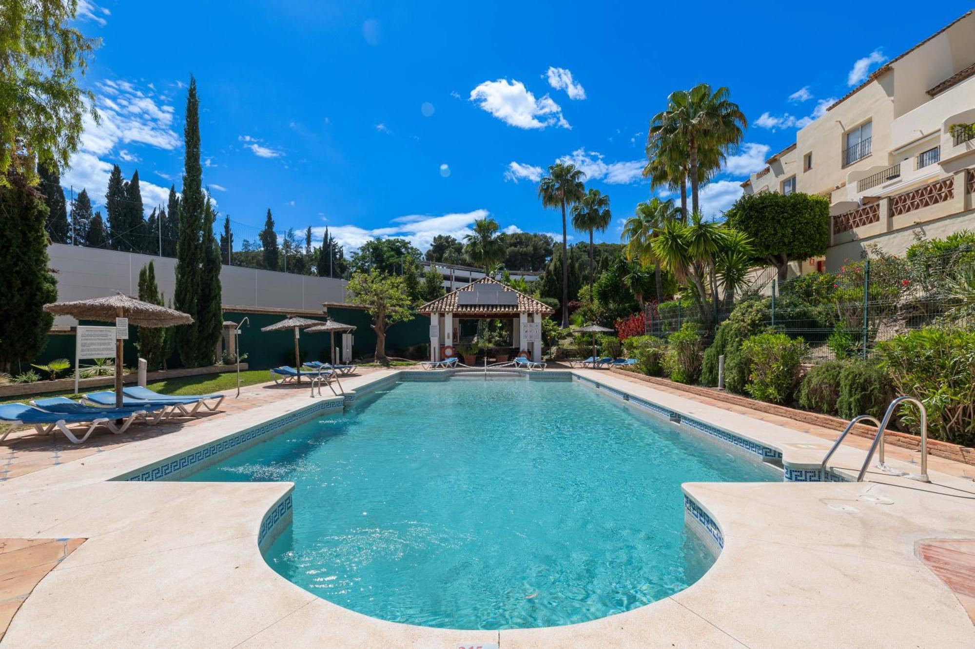 Apartment Cozy 3 Bdrm Sunny Townhouse W Bbq And Pool